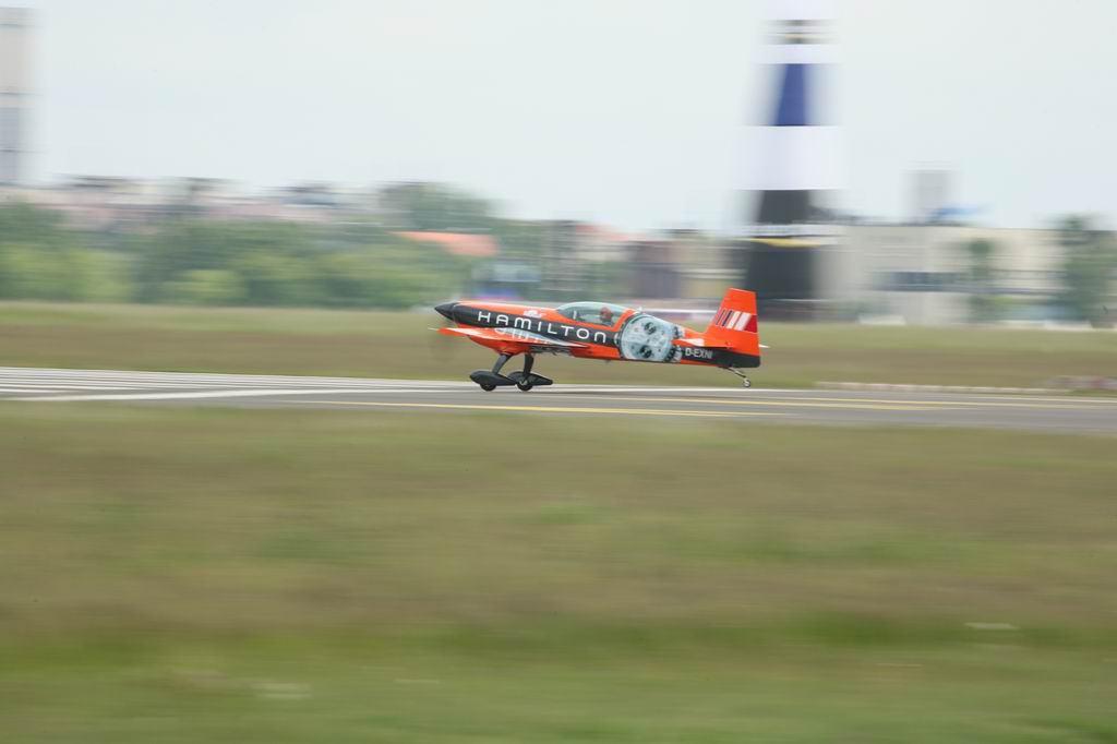 * Image 12