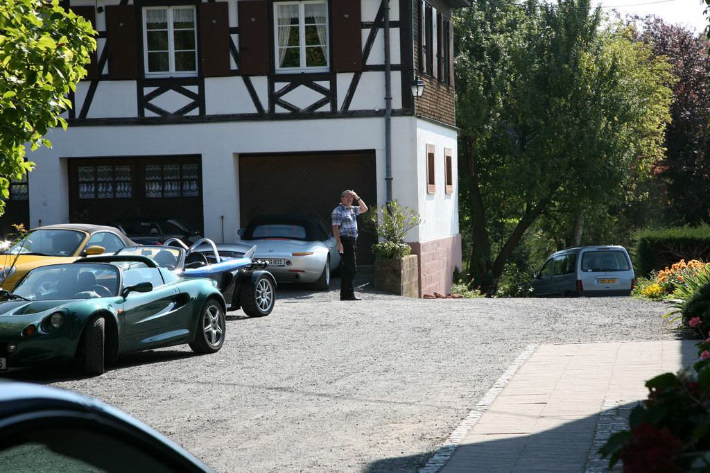 * Image 128
