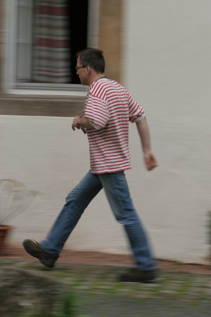 * Image 32